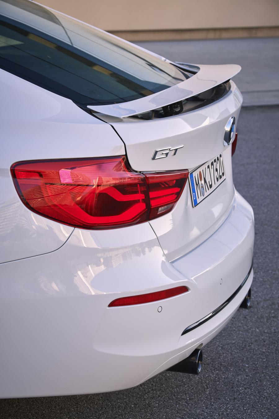 Детали экстерьера BMW 340i Gran Turismo Sport Line (F34) 2016 года  (WW) (фото 32 из 40)